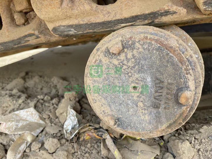 出售16年的三一305-9純土方挖掘機(jī)