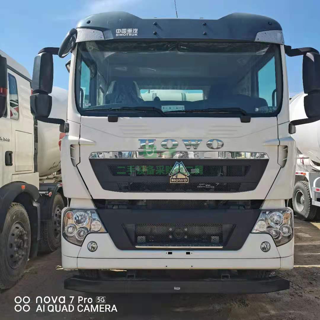 出售庫存新車豪沃TX340輕量化大12方攪拌車，亞特上裝