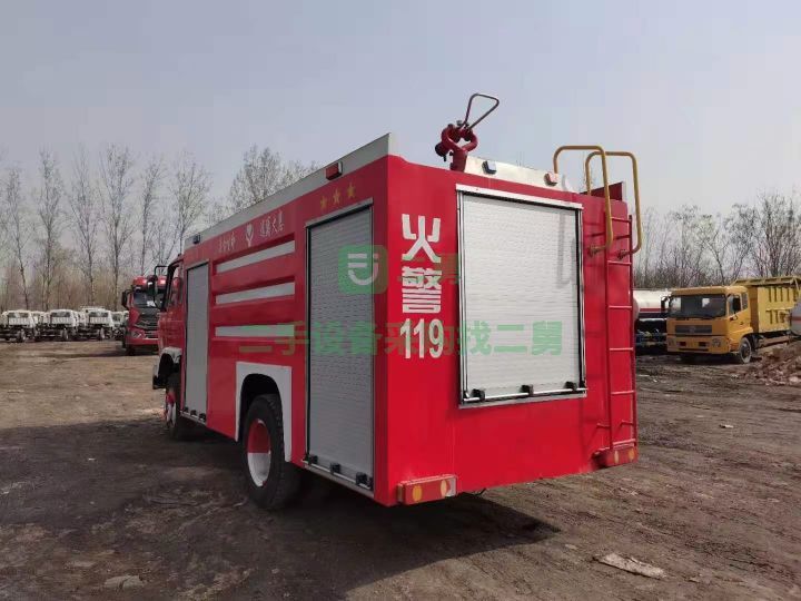出售東風6噸水罐泡沫兩用消防車，玉柴發動機