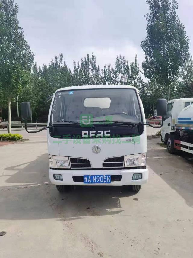 出售東風(fēng)福瑞卡二手五方全手續(xù)藍(lán)牌吸污車(chē)