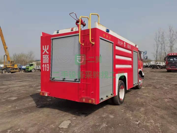 出售東風6噸水罐泡沫兩用消防車，玉柴發動機
