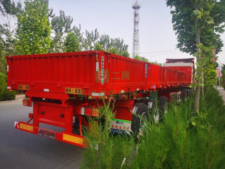出售二手的九成新以上的21年的半掛車