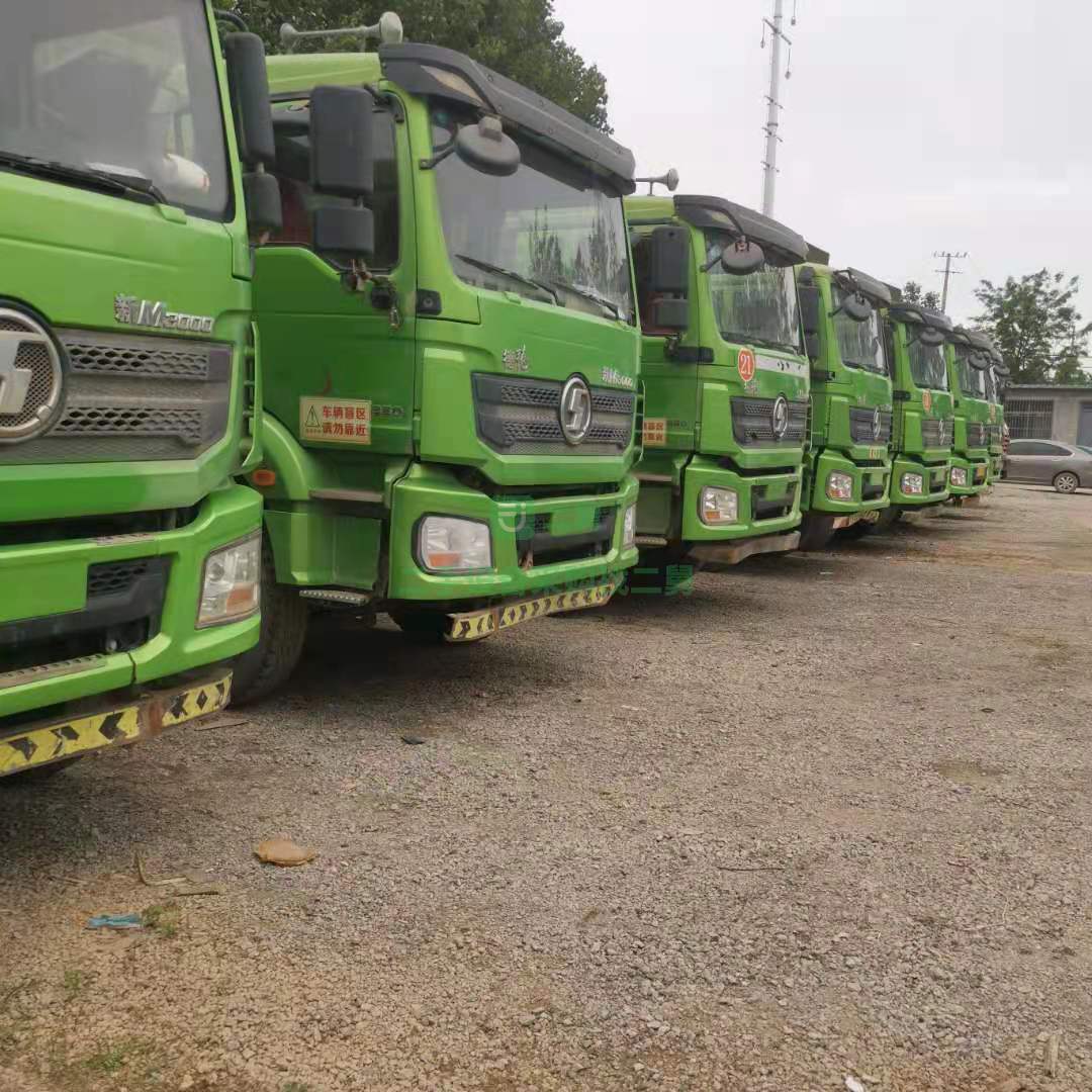 出售一臺17年新德龍M3000自卸車，國五排放