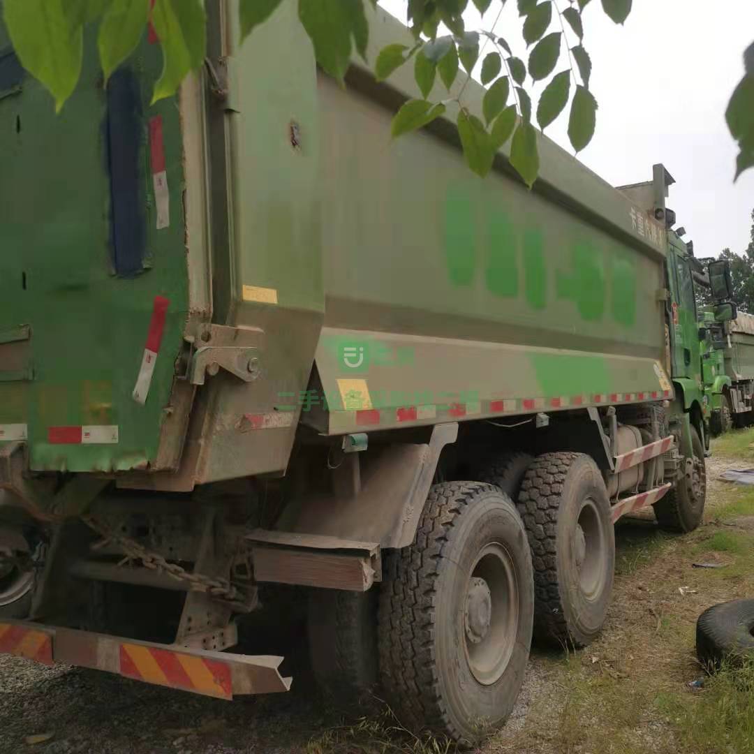 出售一臺17年新德龍M3000自卸車，國五排放