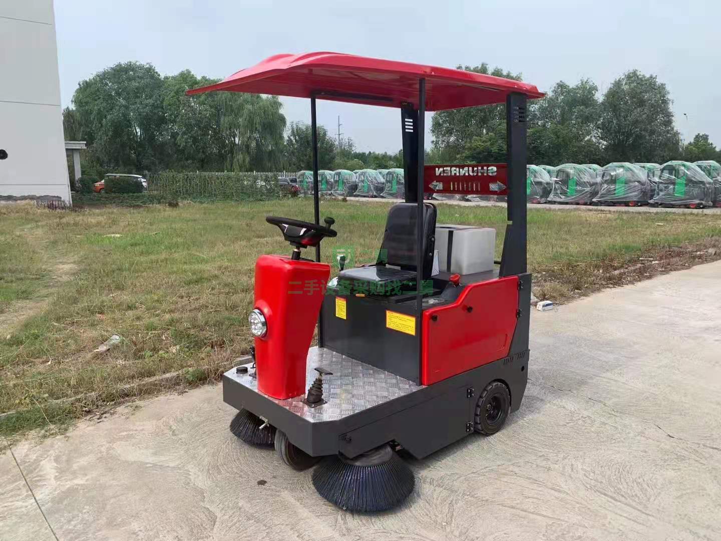 出售電動掃地車五刷勇士清掃寬度1500～1850