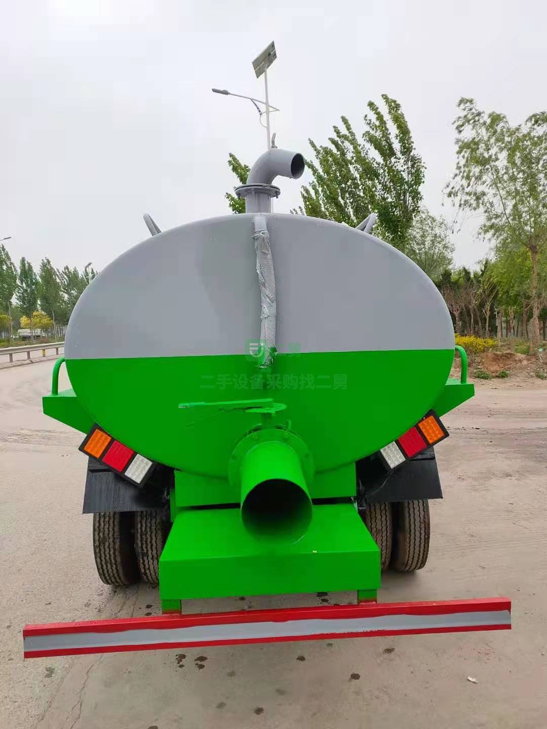 出售二手躍進(jìn)5方吸糞車，價格便宜