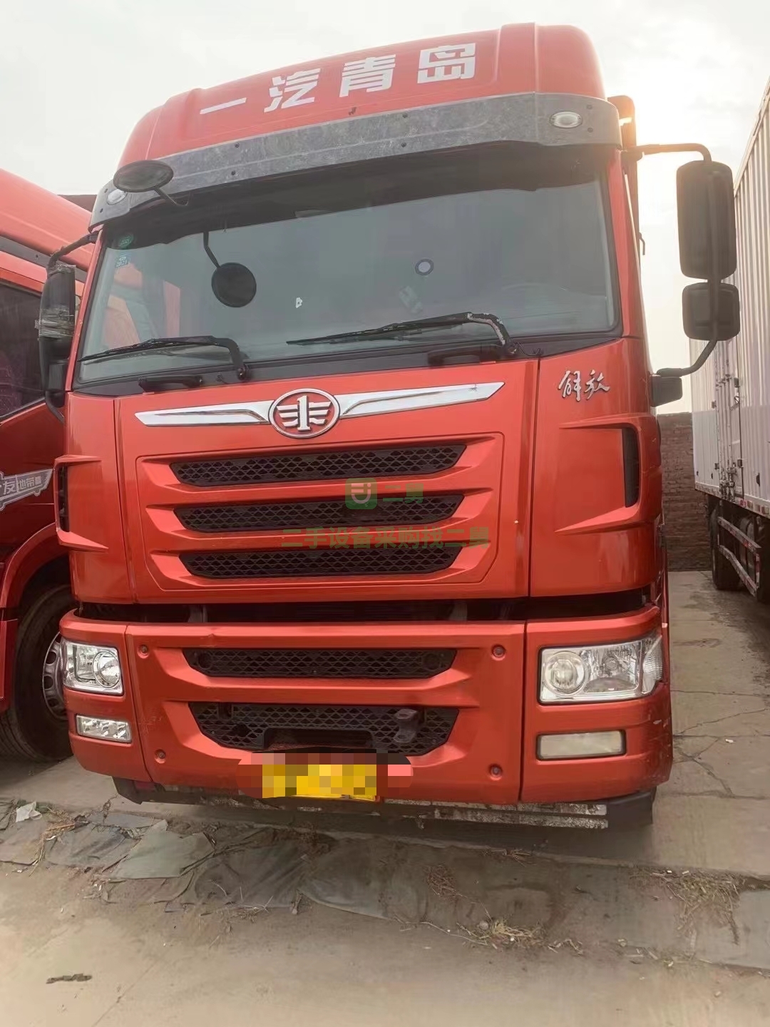 出租解放途V350馬力錫柴動力國四前四后八高欄九米六載貨車