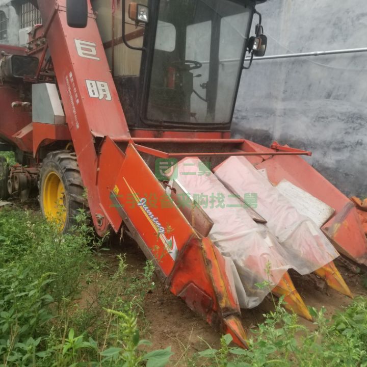 河南出售二手的山東巨明玉米收割機，機器靈活
