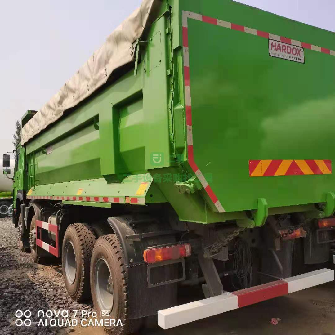 出售一臺(tái)重汽豪沃440馬力自卸車，法規(guī)版，國(guó)六