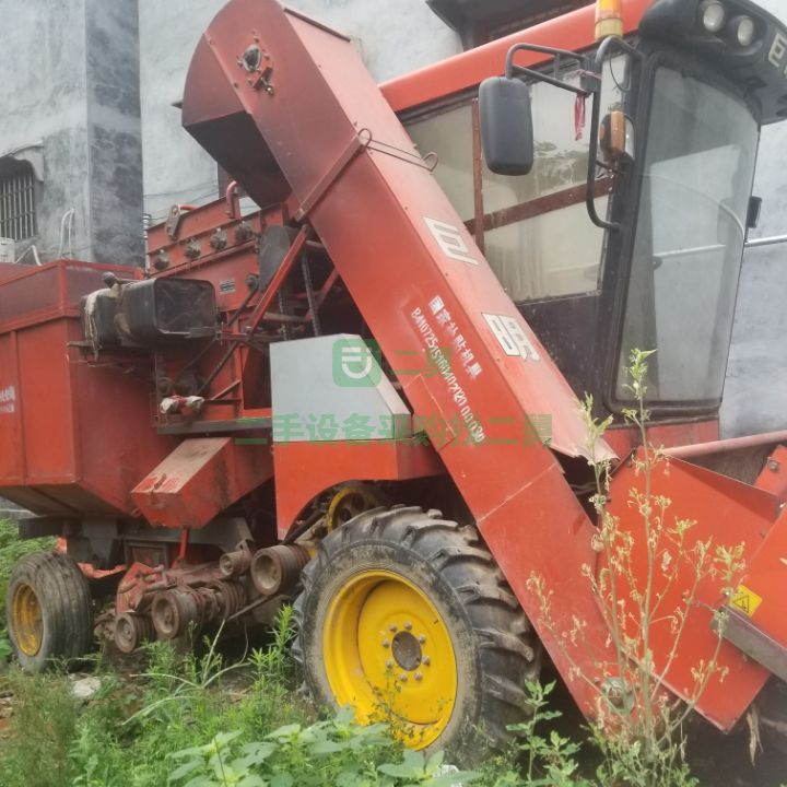 河南出售二手的山東巨明玉米收割機，機器靈活