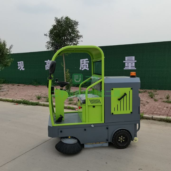山東出售二手九成新的九鼎萊特電動三輪掃地車