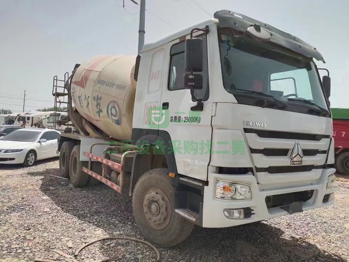 出售14年國四豪沃大12方罐攪拌車，手續齊全價格不高