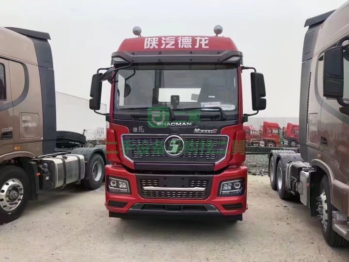 出售20年的德龍M3000S/460馬力牽引車，整車自重7.8噸 濰柴發(fā)動(dòng)機(jī)，法士特變速箱，漢德后橋