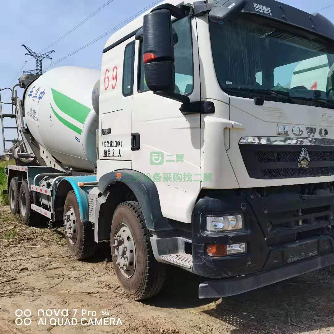 出售一臺20年底豪沃TX 輕量化攪拌車，濰柴發動機，340馬力