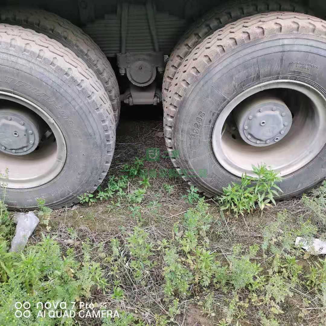 出售一臺19年國五聯合LNG 燒氣車自卸車，法規版5.6米