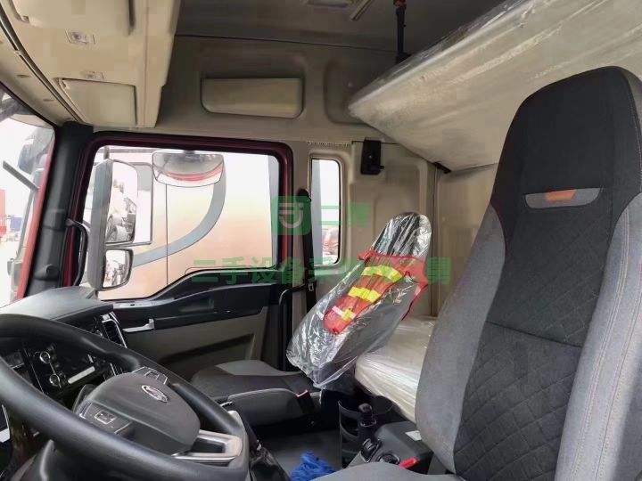 出售20年的德龍M3000S/460馬力牽引車，整車自重7.8噸 濰柴發(fā)動(dòng)機(jī)，法士特變速箱，漢德后橋