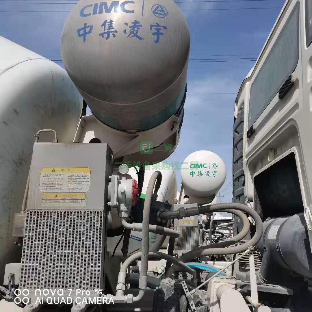 出售一臺20年底豪沃TX 輕量化攪拌車，濰柴發動機，340馬力