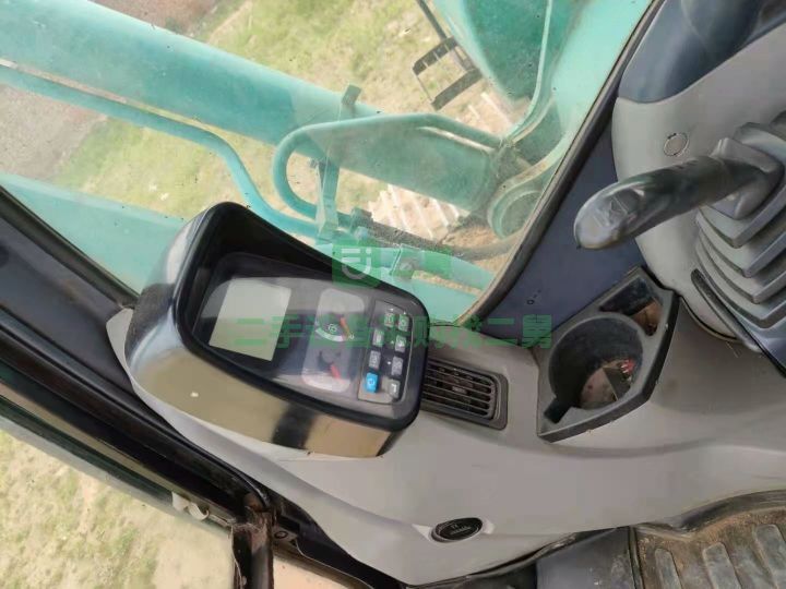 出售12年神鋼350挖掘機，不是超8白送，純土方車，全車原版
