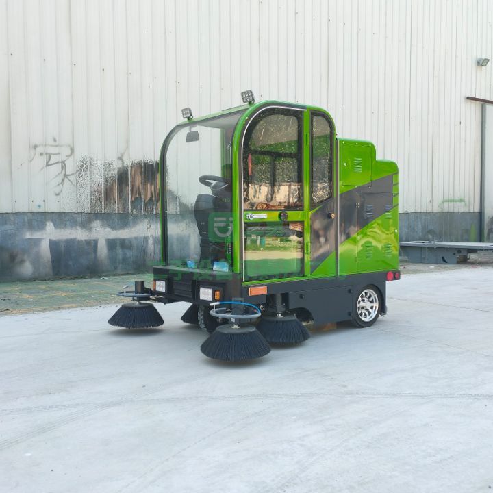 電動(dòng)掃地車(chē)清掃車(chē)