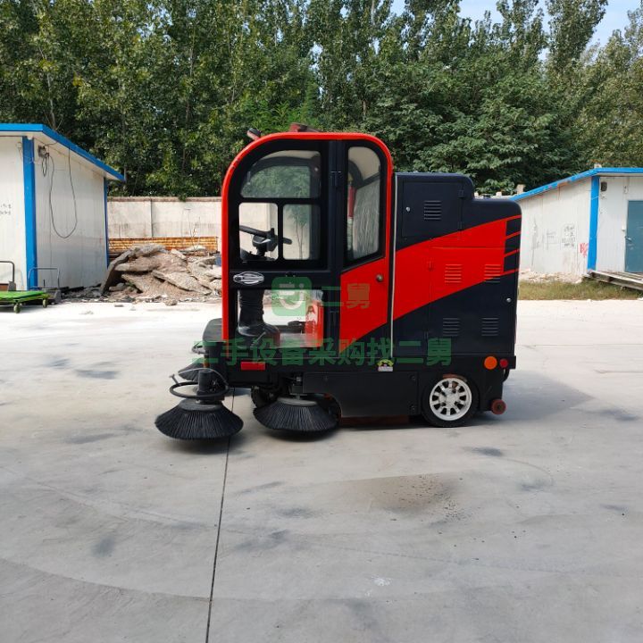 電動(dòng)掃地車(chē)清掃車(chē)