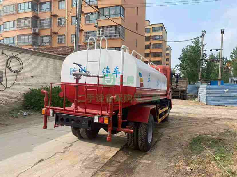 出售精品東風(fēng)天錦6缸，6速8速灑水車