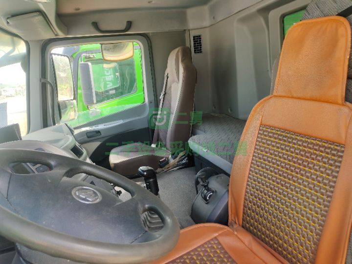 出售二手九成新的重汽豪沃底14邊12自卸車