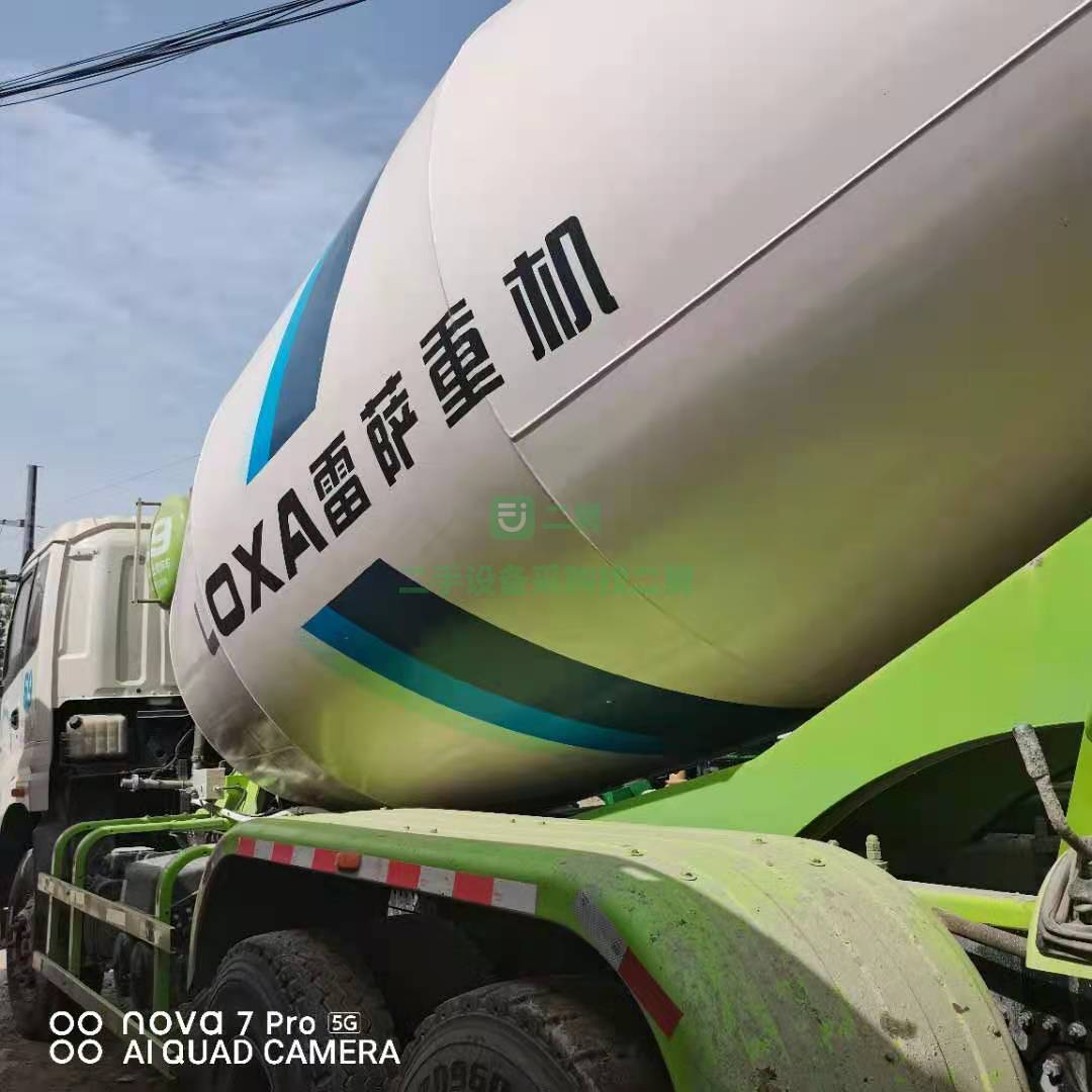 出售一臺19年5月歐曼攪拌車，大12方，L9上裝