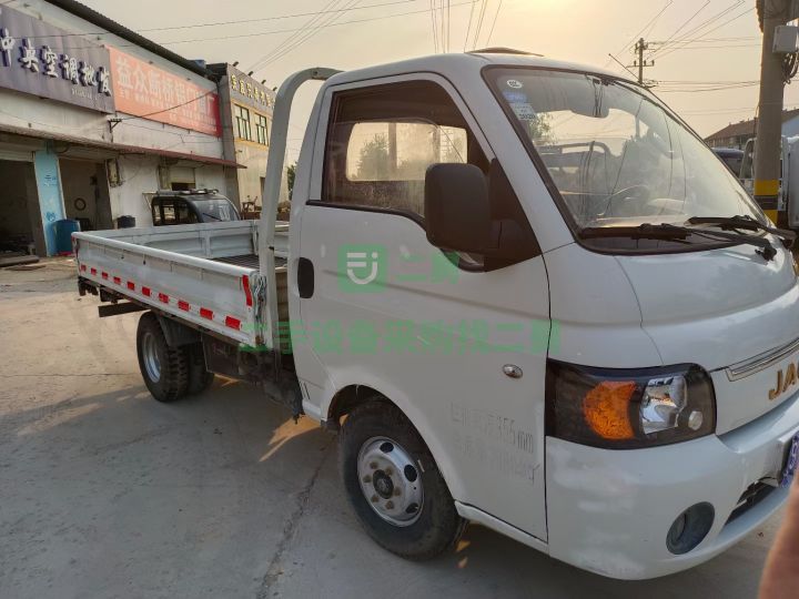 山東出售二手的八成新的江淮康玲藍(lán)牌貨車