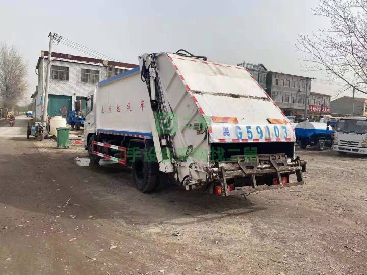 出售15方壓縮垃圾車國五康明斯6缸180馬力