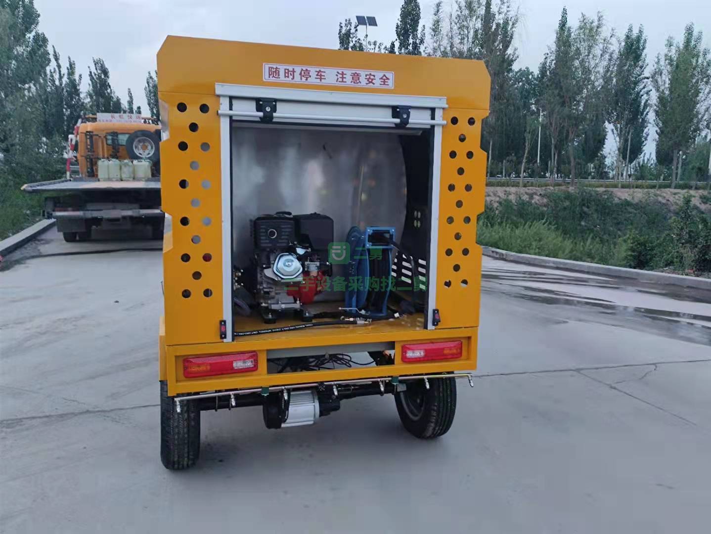 出售電動三輪高端多功能清洗車容量60V70A