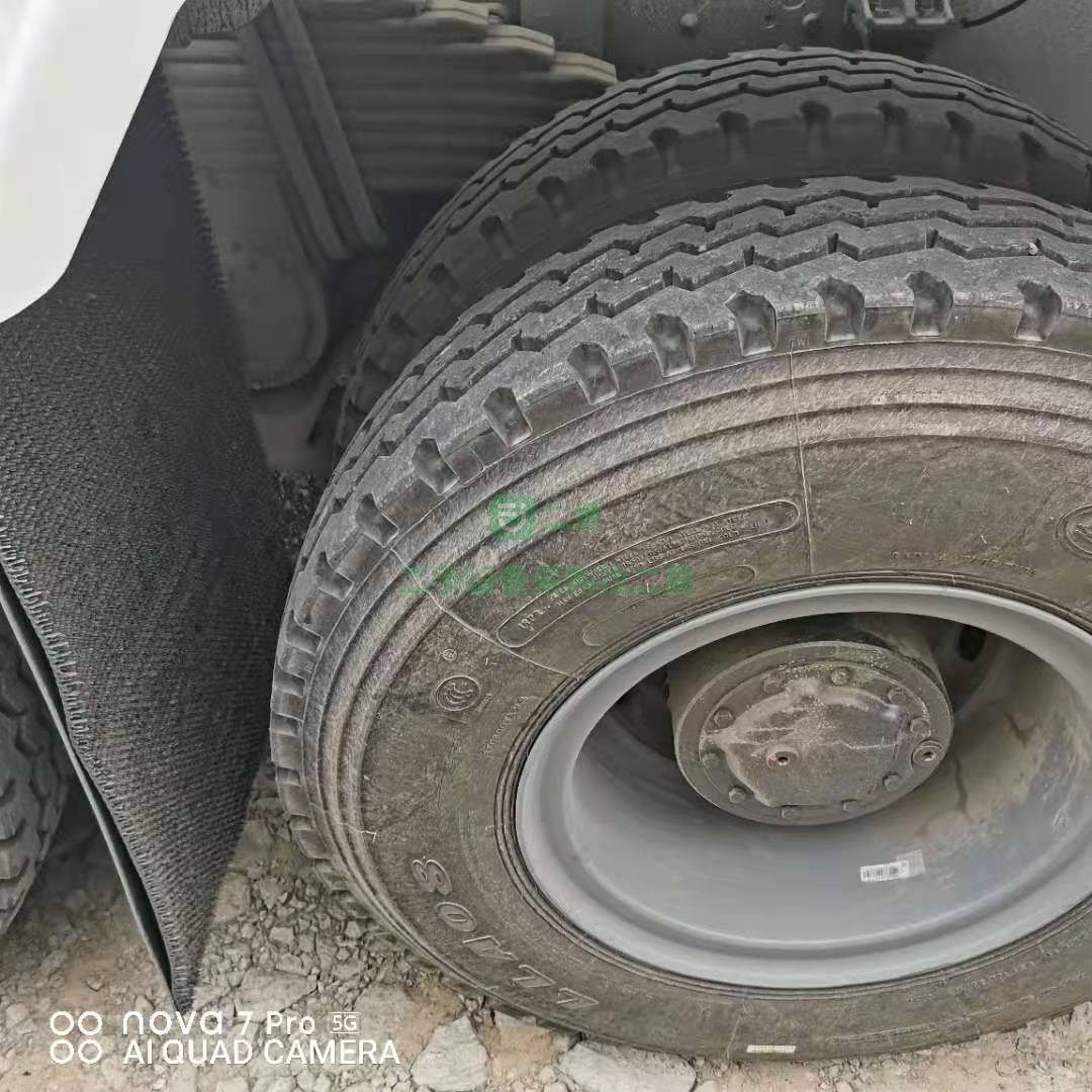 出售一臺21年豪沃TX攪拌車濰柴發動機，400馬力