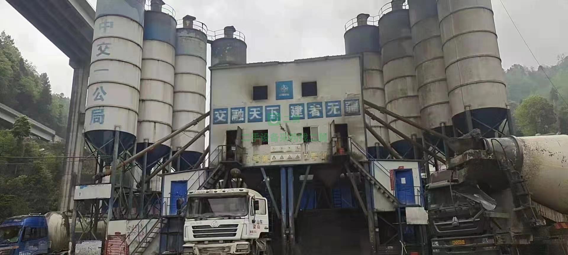 貴州出售雙90攪拌站17年士高碼主機(jī)8個(gè)