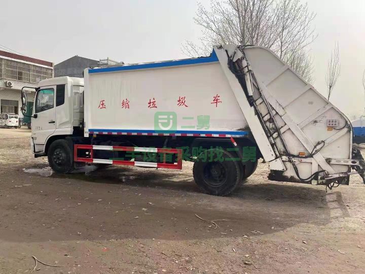 出售15方壓縮垃圾車國五康明斯6缸180馬力