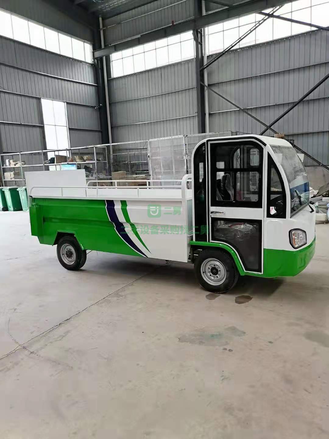 出售電動(dòng)四輪八桶垃圾運(yùn)輸車30公里左右