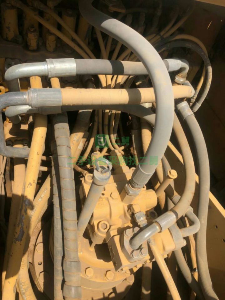 出售13年的卡特320挖掘機，全車原版性能無敵怠速頂車輕飄飄內臟干爽