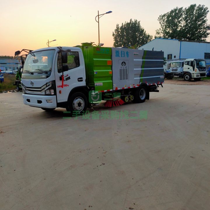 出售21年的道路洗掃車，可以質(zhì)保一年