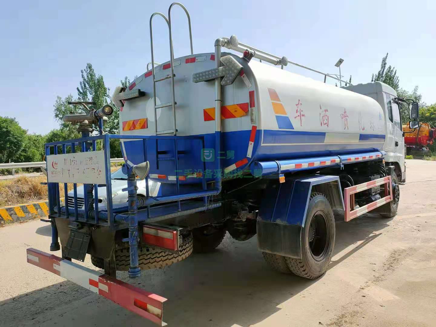 出售東風(fēng)160馬力灑水車60/90威龍灑水泵全國(guó)可提檔過(guò)戶