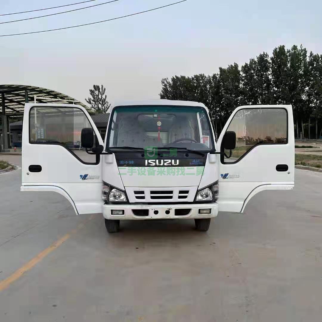 出售五十鈴5方灑水車
