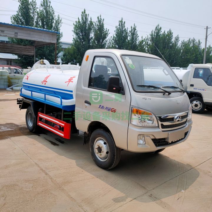 出售國六黑豹汽油三立方吸糞車城市養(yǎng)殖場(chǎng)專用