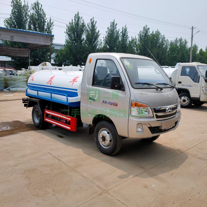 出售國六黑豹汽油三立方吸糞車城市養(yǎng)殖場(chǎng)專用