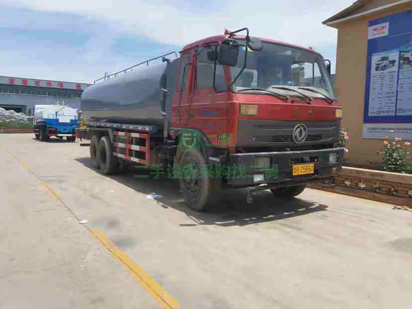 出售二手東風牌全（帶）手續20方園林綠化灑水車，工地抑塵降塵車