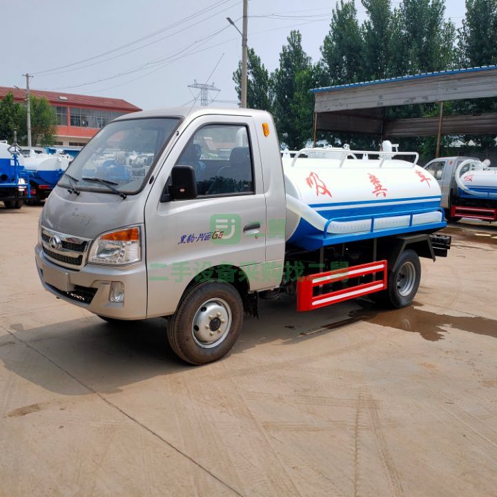 出售國六黑豹汽油三立方吸糞車城市養(yǎng)殖場(chǎng)專用