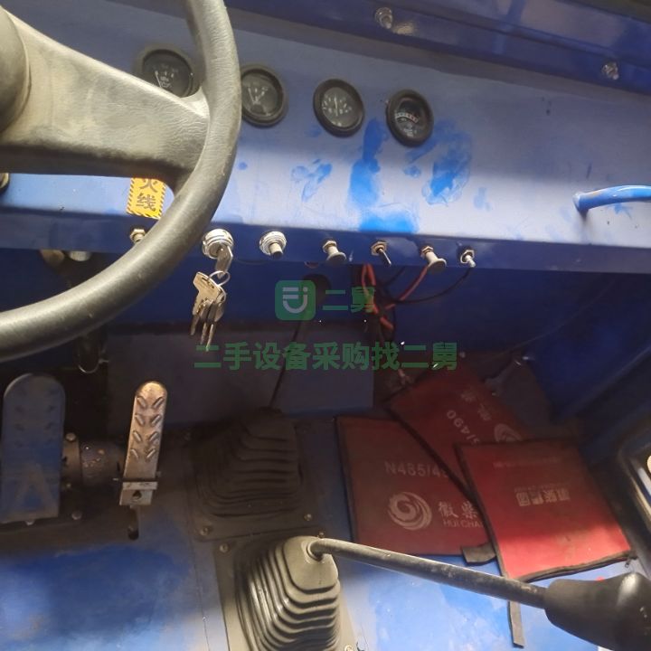 出售21年四驅(qū)5噸吸糞車，吸力強(qiáng)大工作高效