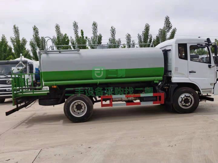 出售國六12方福瑞卡F9/170馬力灑水車