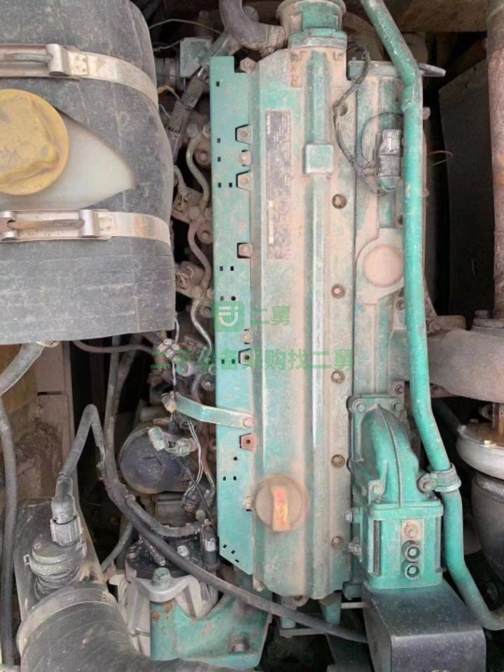 出售二手九成新的沃爾沃210挖掘機