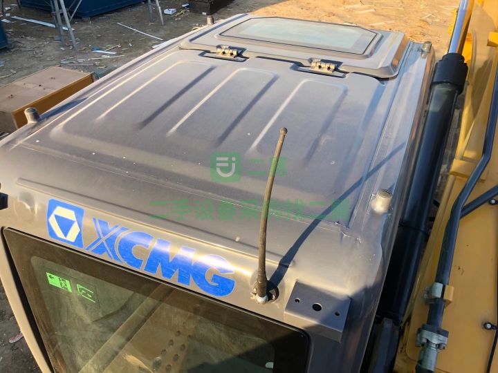 出售二手九成新的徐工370D準新車挖掘機