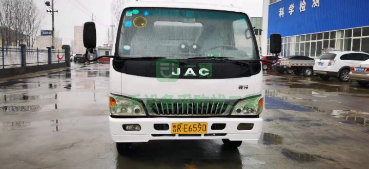 江淮國四掛桶10立方內(nèi)推鏟垃圾車手續(xù)齊全