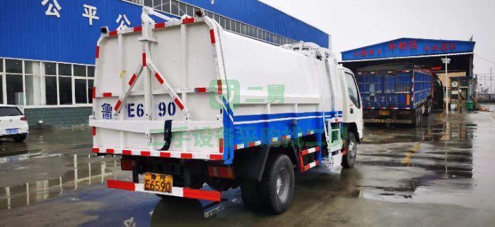 江淮國四掛桶10立方內(nèi)推鏟垃圾車手續(xù)齊全