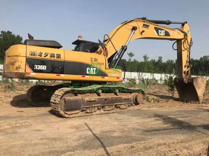 出售18年報關土方車卡特336挖掘機，，全車原版原漆，原車四輪一帶帶卡特標