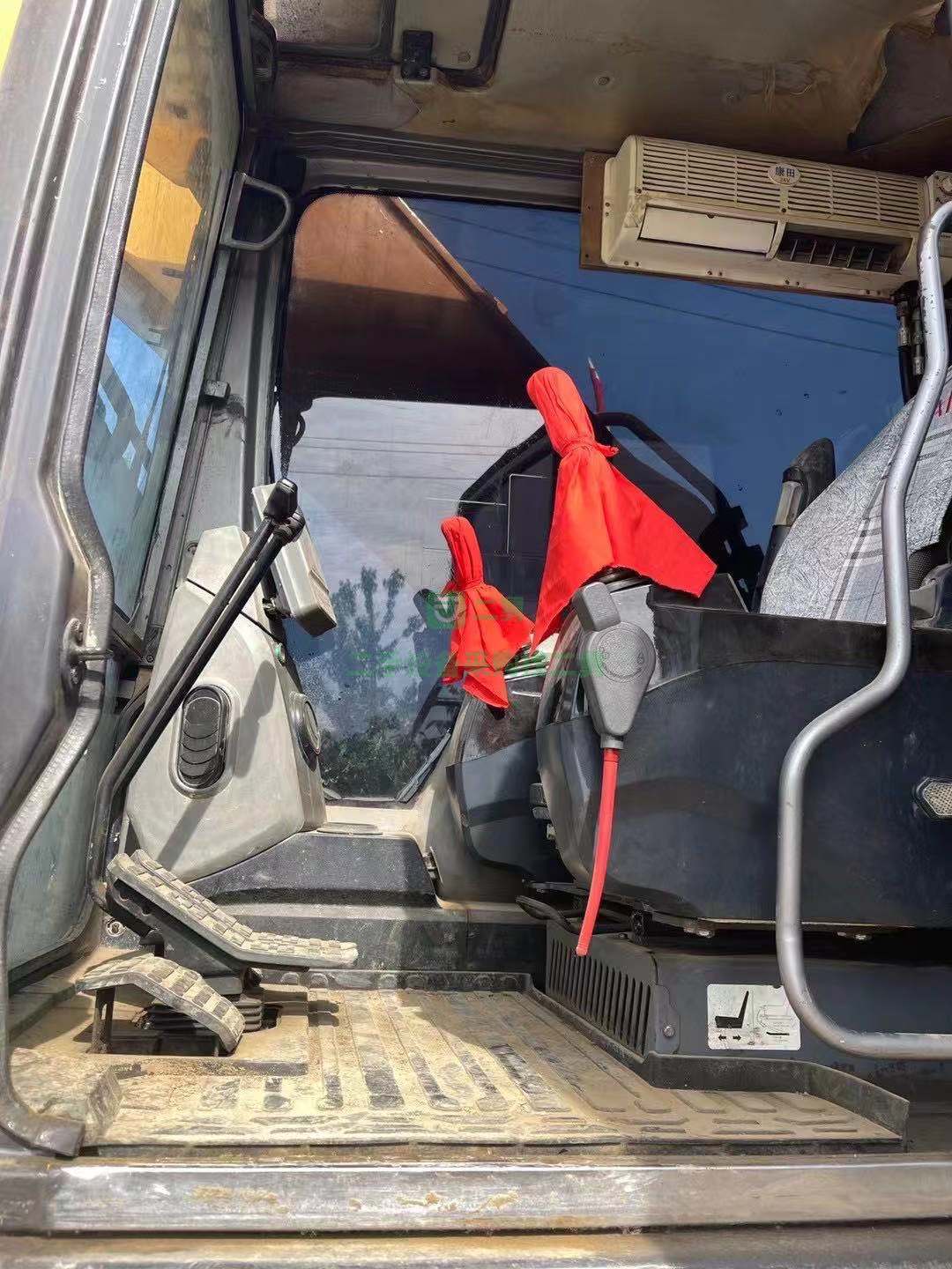 出售2016年精品三一365-9挖掘機純土方車沒打過錘